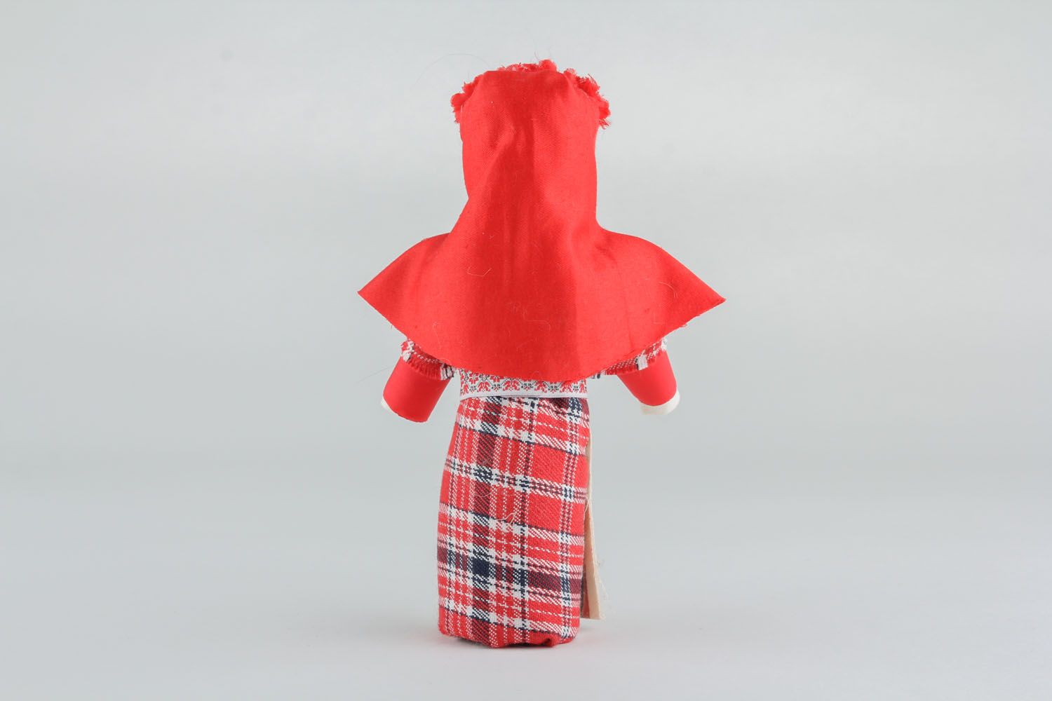 Kuschelige Puppe aus Textil  foto 1