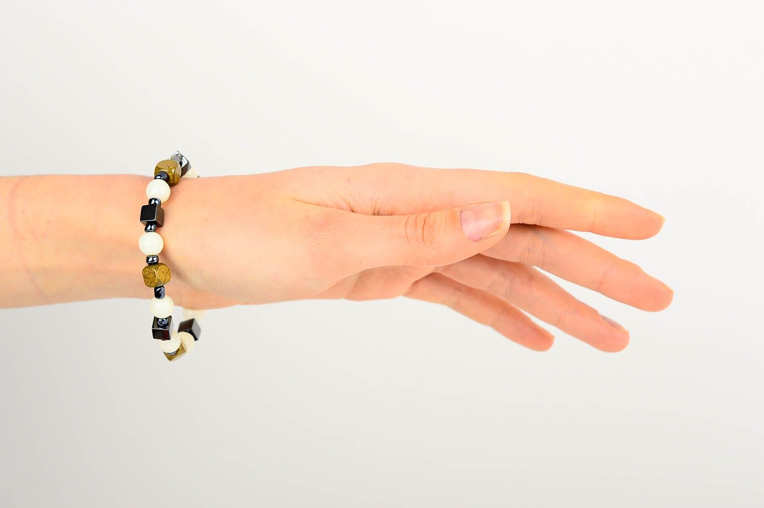 Bracelet perles fantaisie fait main Bijou design Accessoire pour femme photo 2