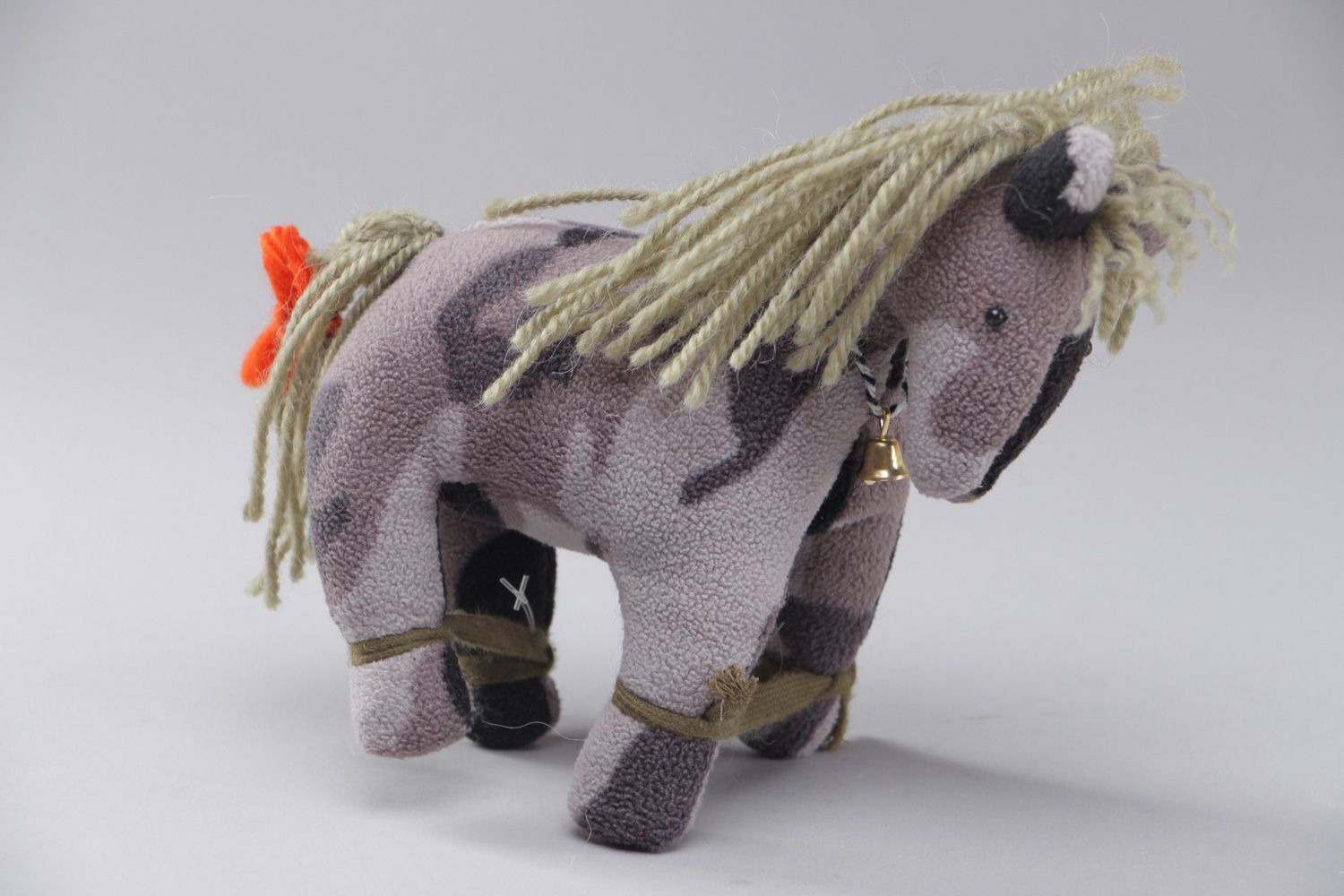Cavallo in stoffa fatto a mano pupazzo per bambini giocattolo morbido ecologico foto 1