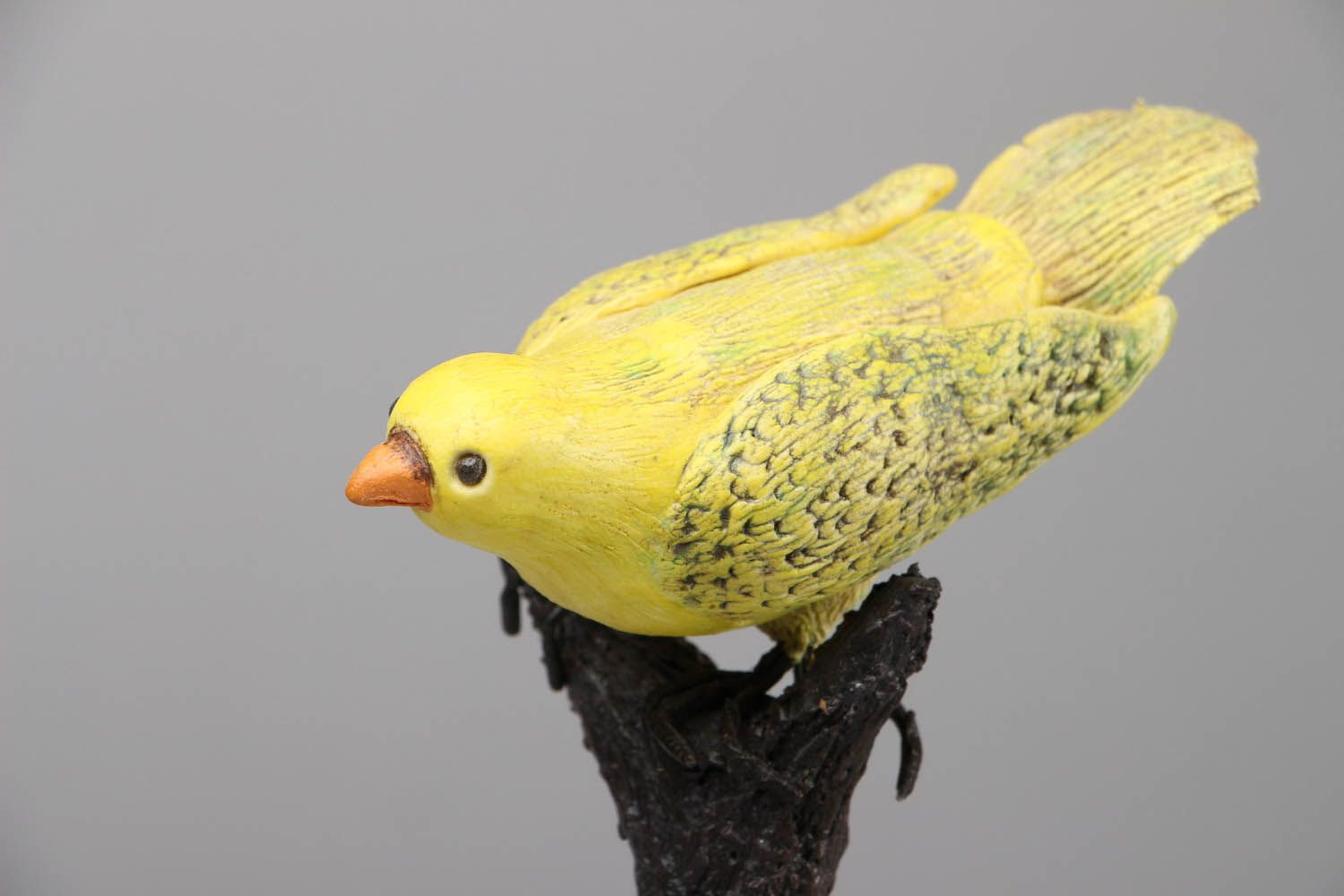 Oiseau décoratif en pâte polymère Canari fait main photo 2