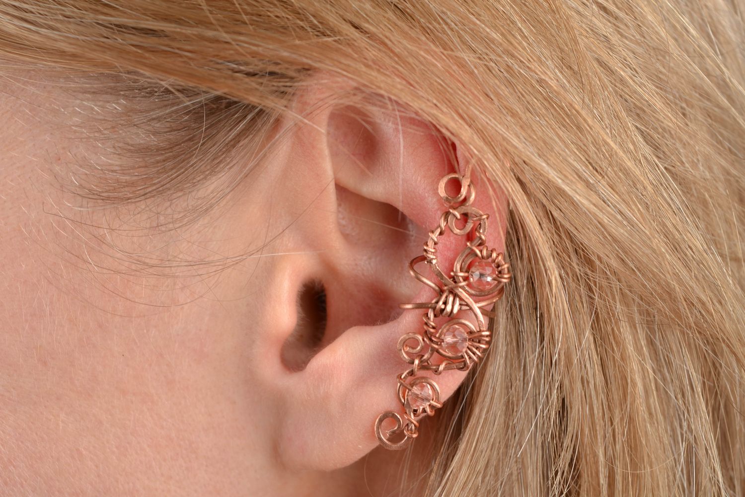Wire wrap copper cuff earring with pink crystal photo 2