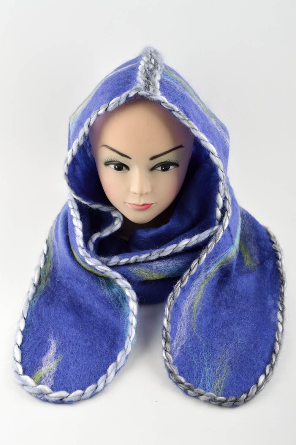 Handmade Schal mit Kapuze Accessoire für Frauen schön Frauen Geschenke Winter foto 3