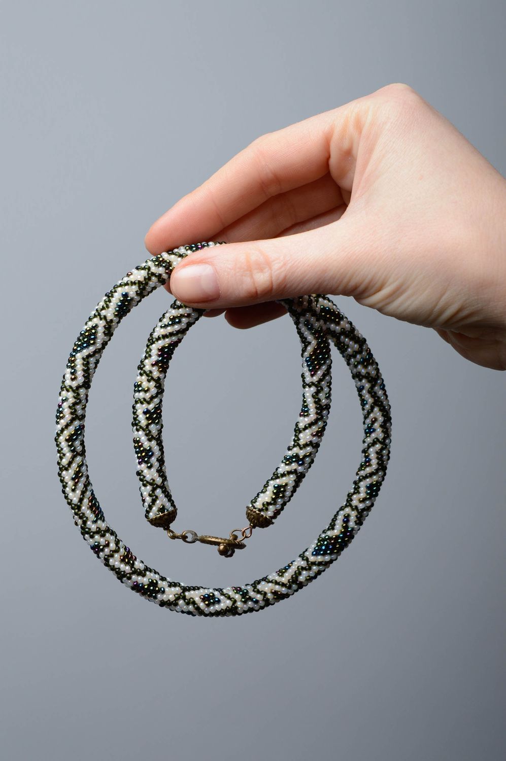 Collier spirale en perles de rocailles fait main photo 5