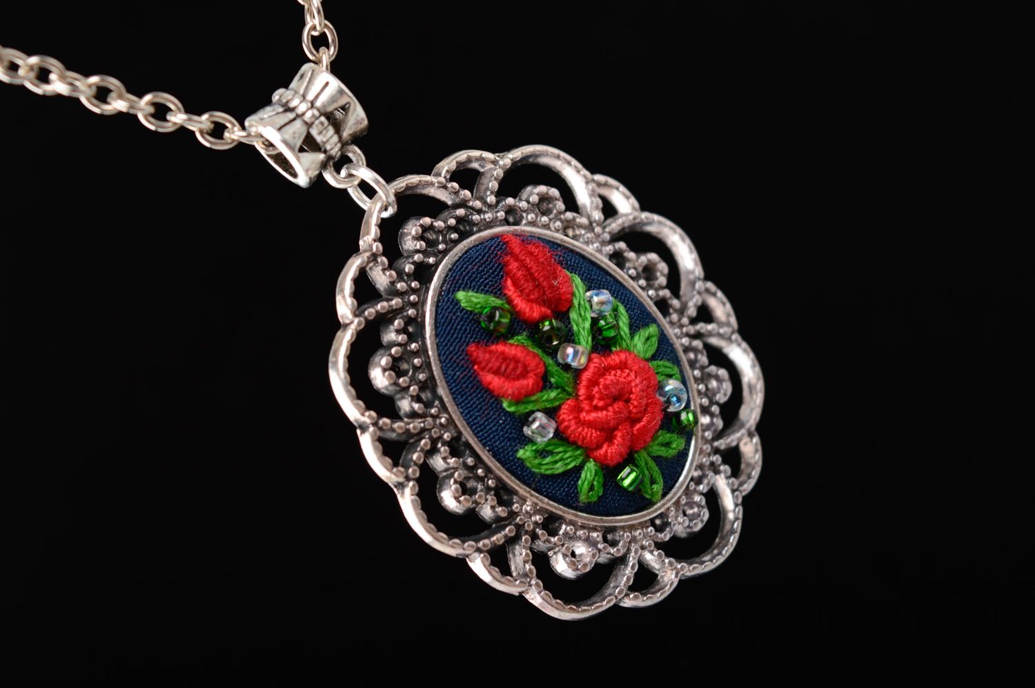Handmade pendant embroidered with threads and beads photo 3