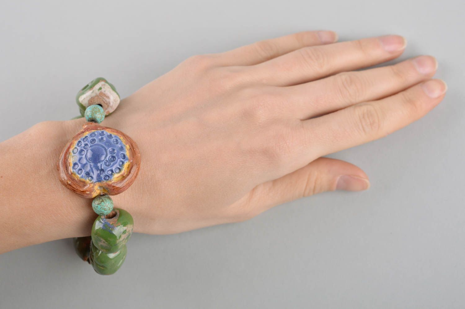 Bracelet céramique Bijou fait main vert style ethnique Cadeau pour femme écolo photo 5