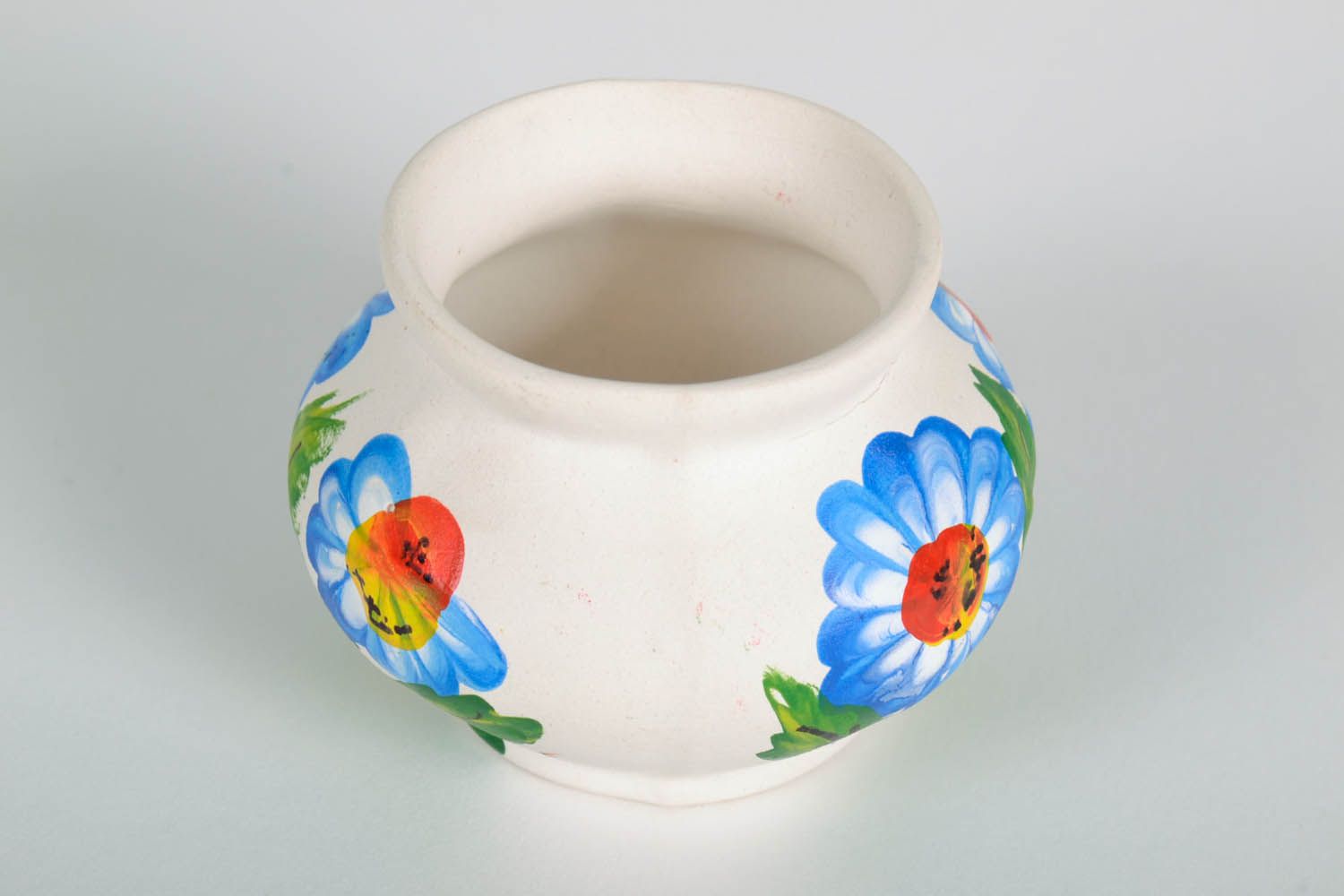 2 inches little ceramic pitcher vase for shelf décor with blue floral design 0,17 photo 4