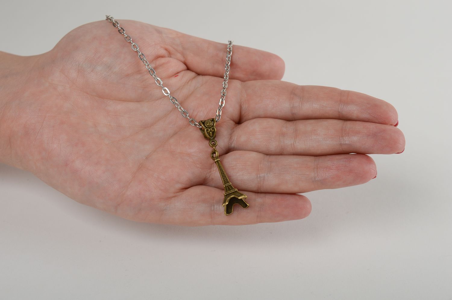 Handmade vintage pendant of chain metal pendant elegant accessories for women photo 5