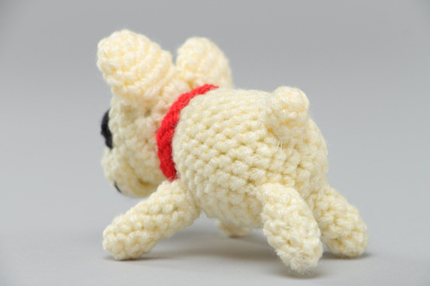 Light small handmade crochet soft toy bulldog made of acrylic threads photo 3
