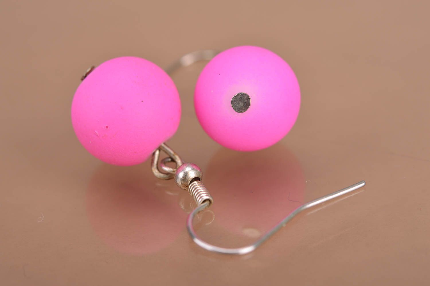 Handmade designer dangle earrings with bright pink neon round beads photo 4