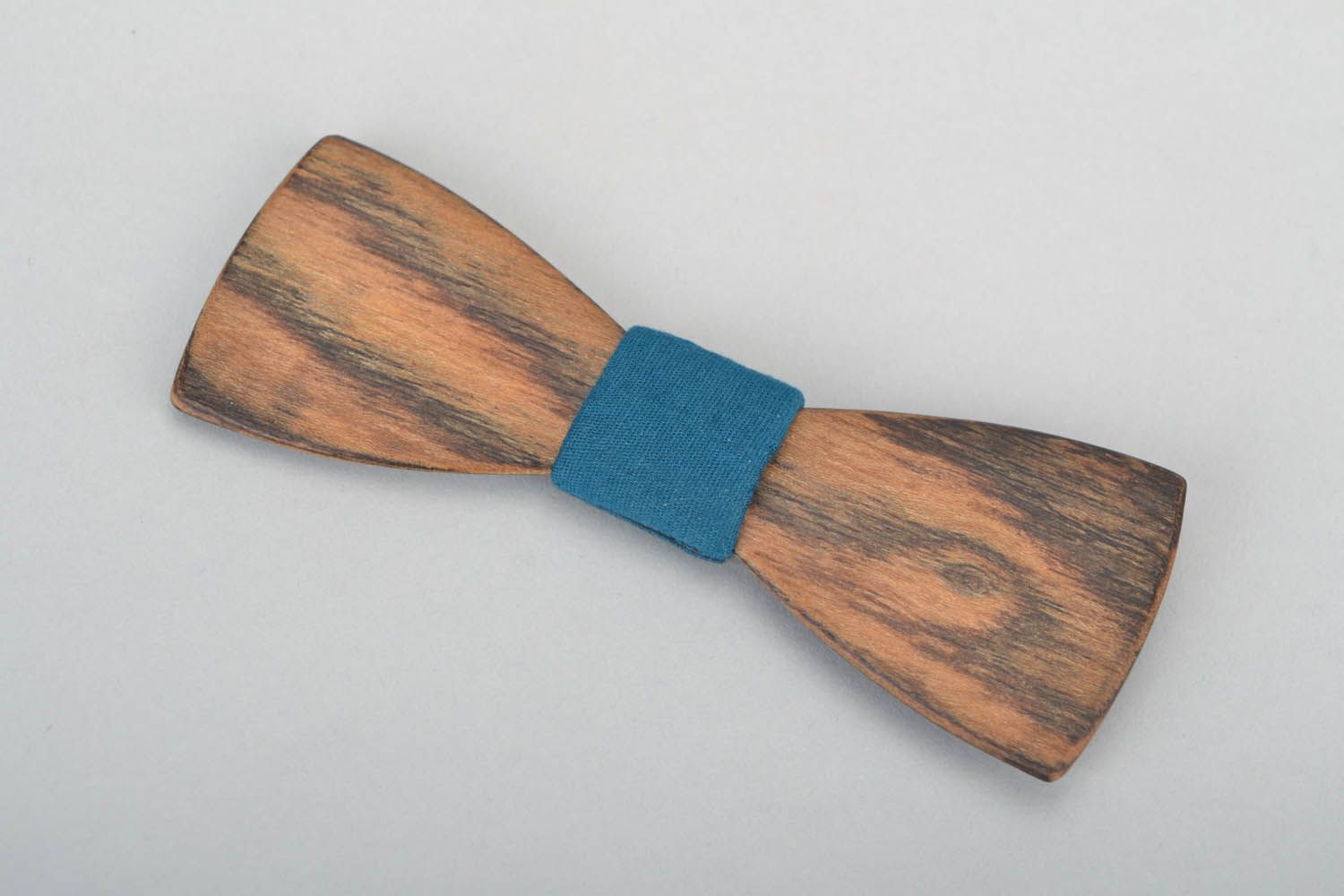 Wooden bow tie hand made photo 2