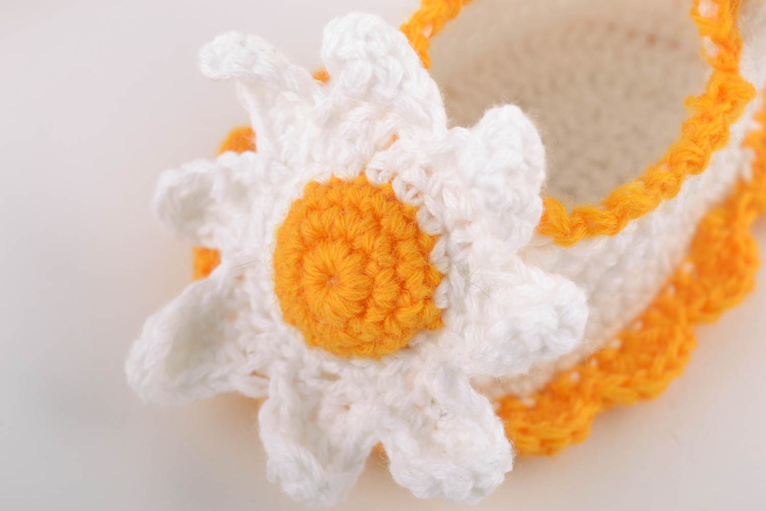 Set of 2 handmade crochet baby accessories white and yellow hat and shoes  photo 3
