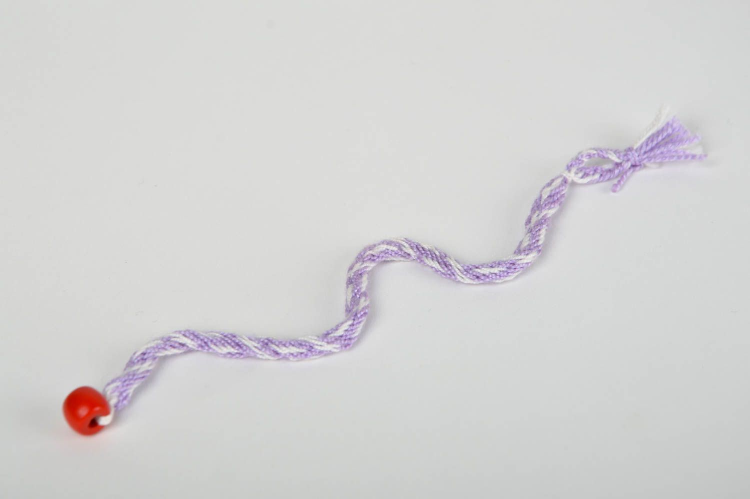 Bracelet textile Bijou fait main tressé blanc violet Accessoire femme design photo 5