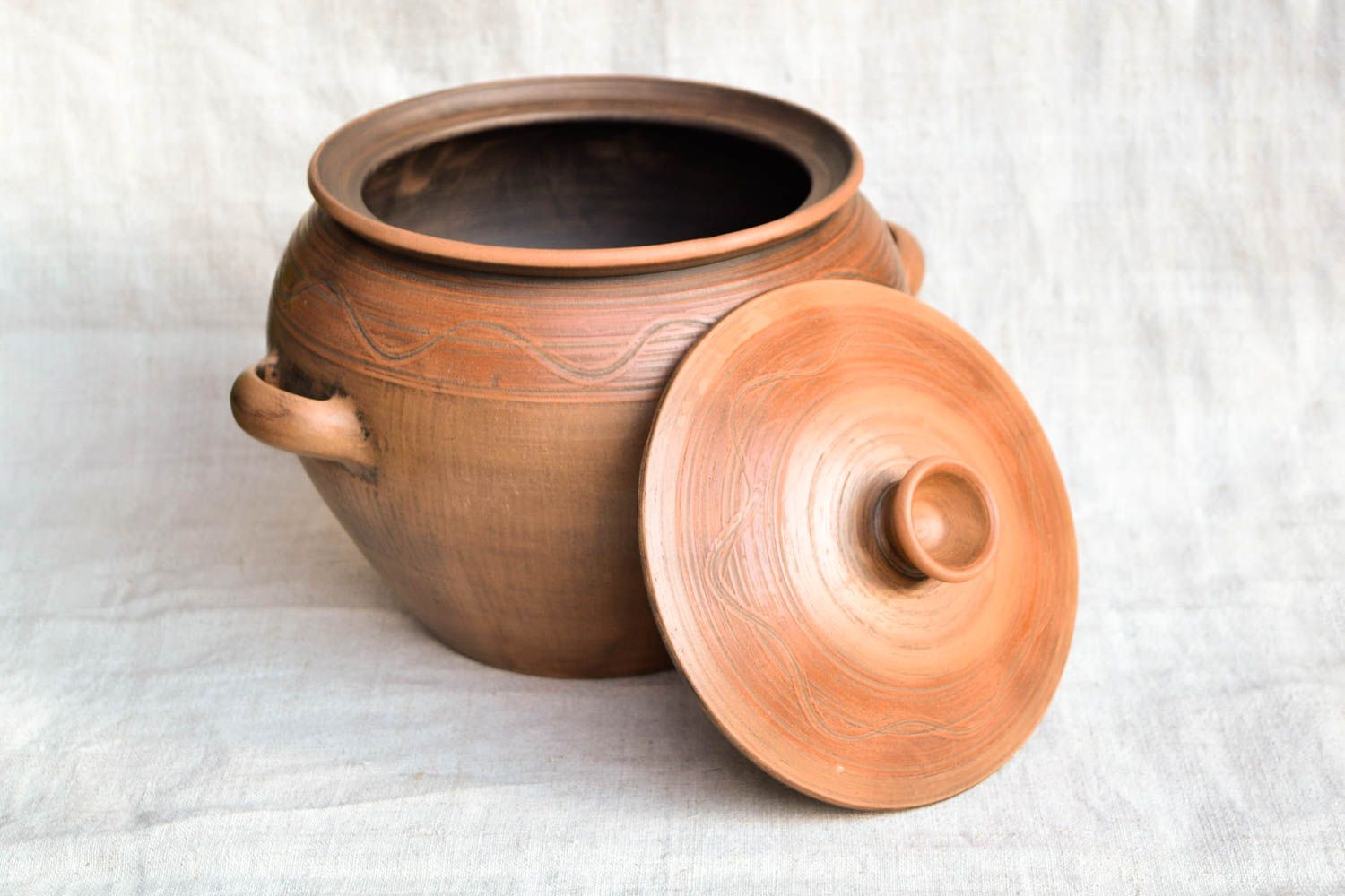 Pot de cuisine fait main Vaisselle céramique avec couvercle Décoration cuisine photo 3