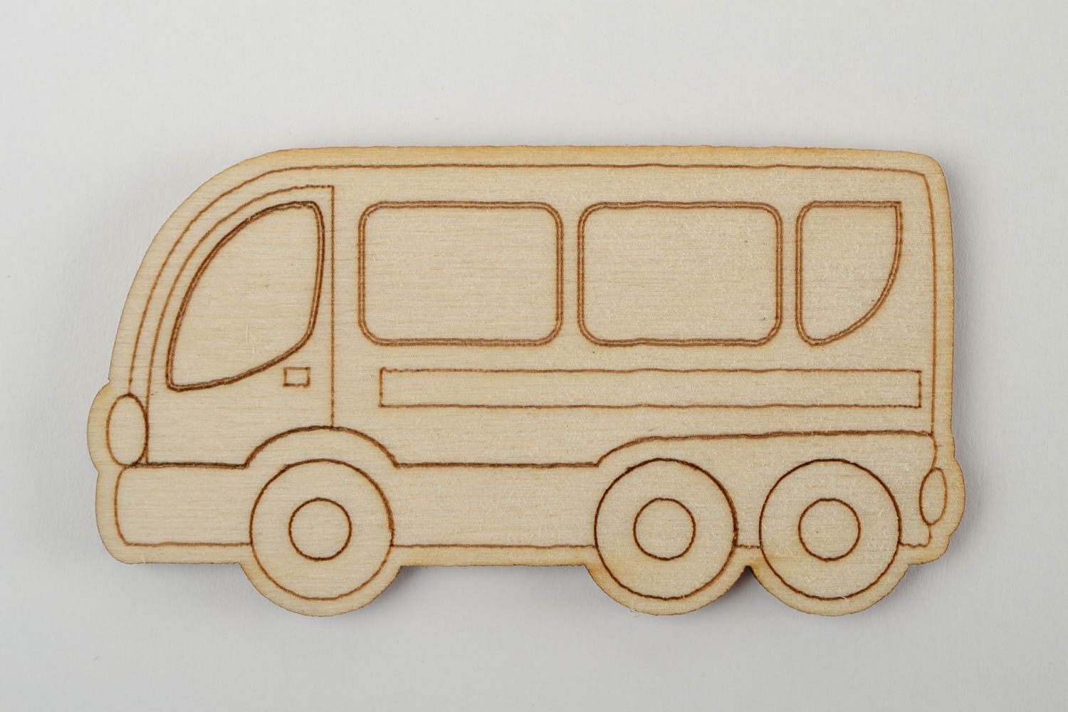 Miniaturen bemalen handgemacht Figur aus Holz Figur Deko Bus originell schön foto 3