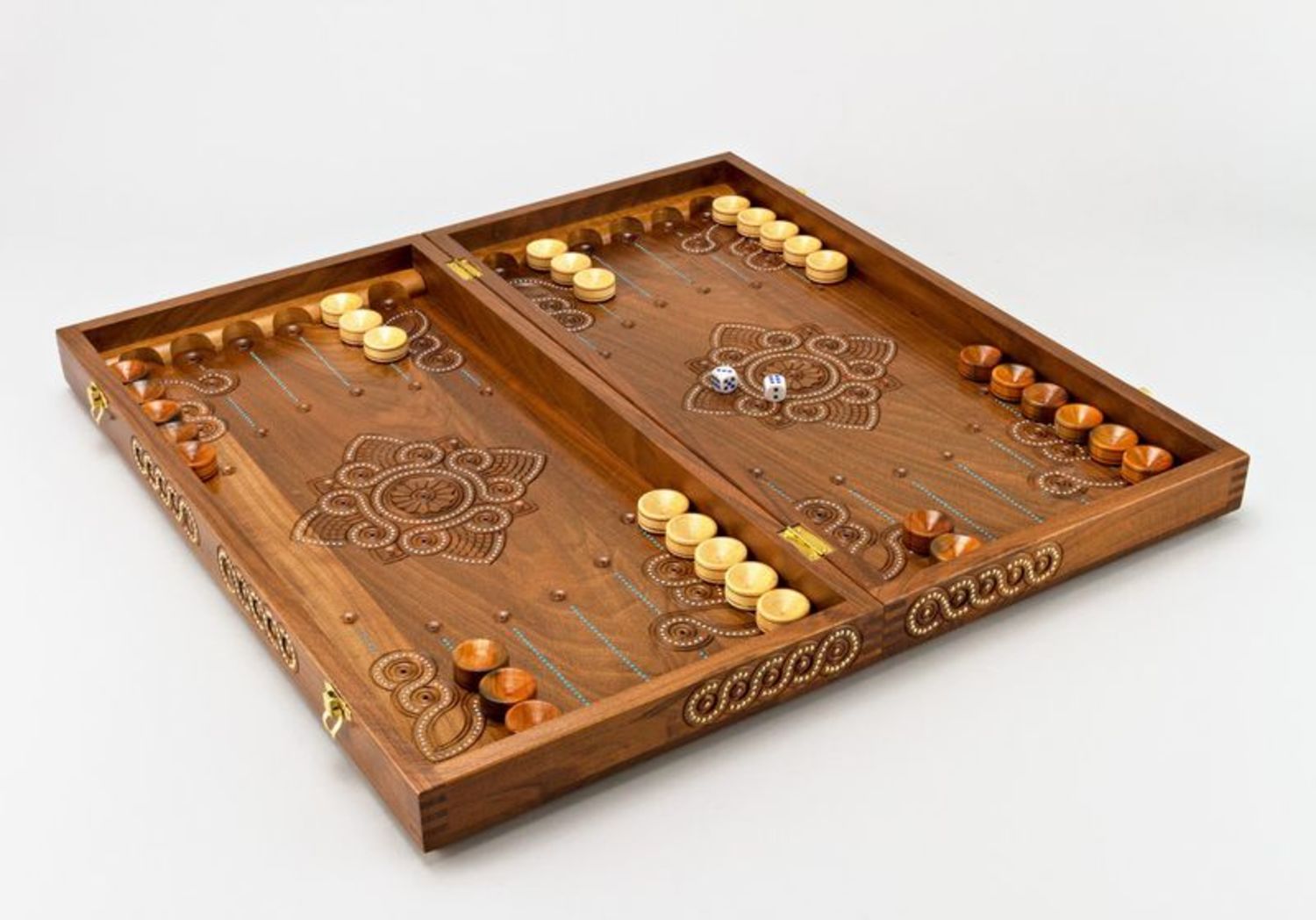 Backgammon scacchi fatti a mano Gioco da tavolo Backgammon di legno intarsiato 
 foto 3