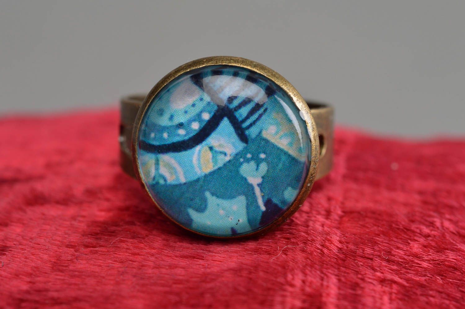 Handmade blue pattern decoupage round ring with epoxy resin on metal basis photo 2