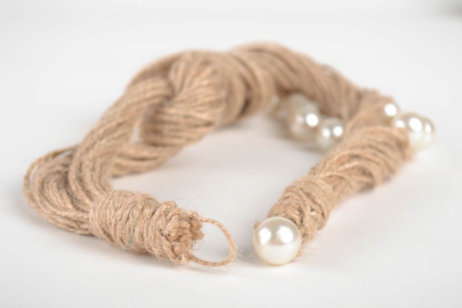 Collier textile Bijou fait main Accessoire femme beige avec perles fantaisie photo 4