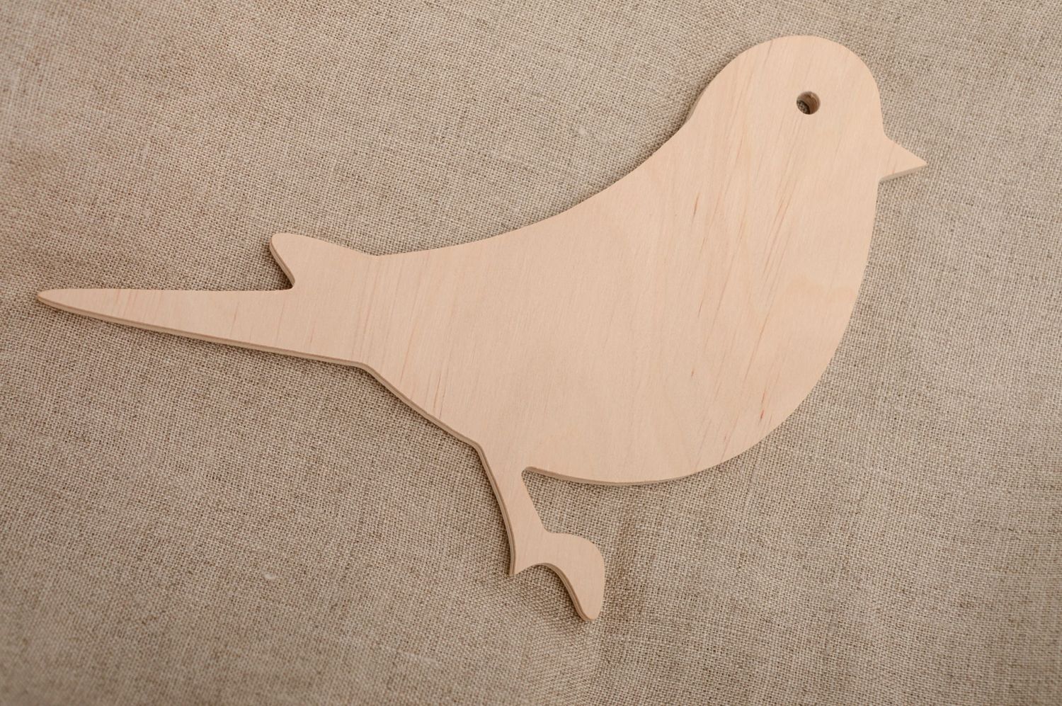 Oiseau en bois brut fait main à décorer  photo 1