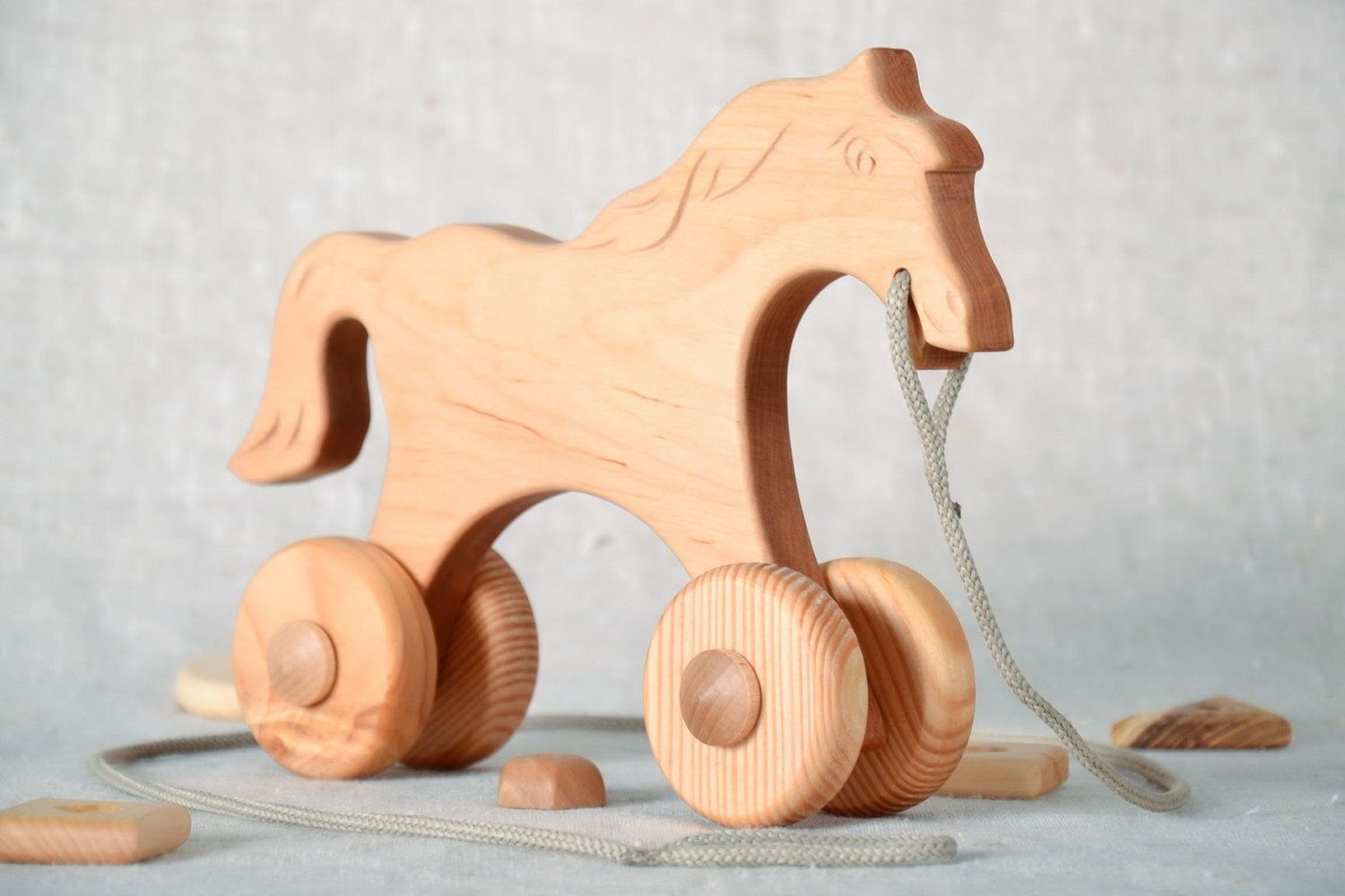 Children's toy horse on wheels  photo 2