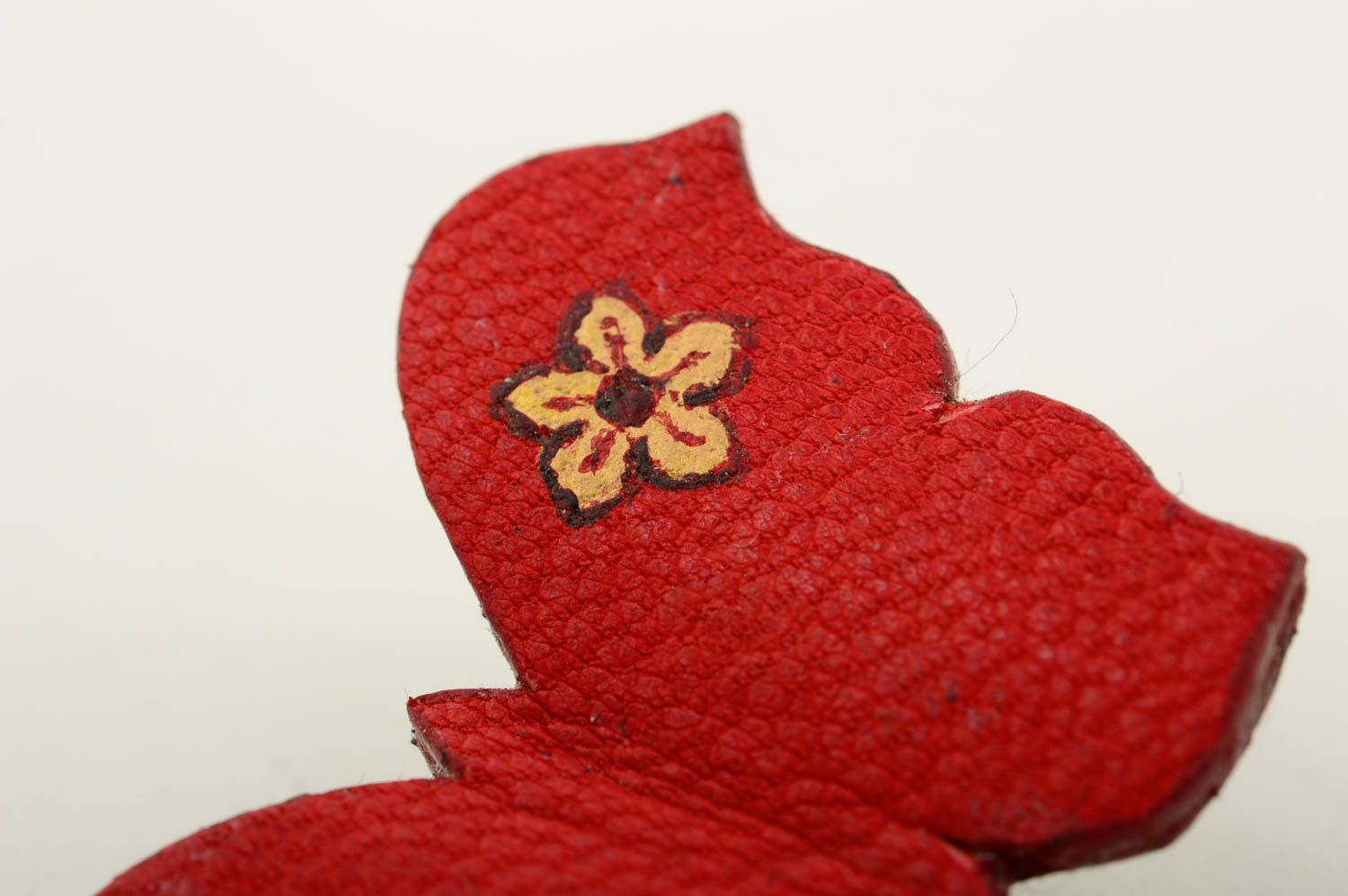 Broche hecho a mano Mariposa de cuero rojo bisutería fina accesorio para mujer  foto 5
