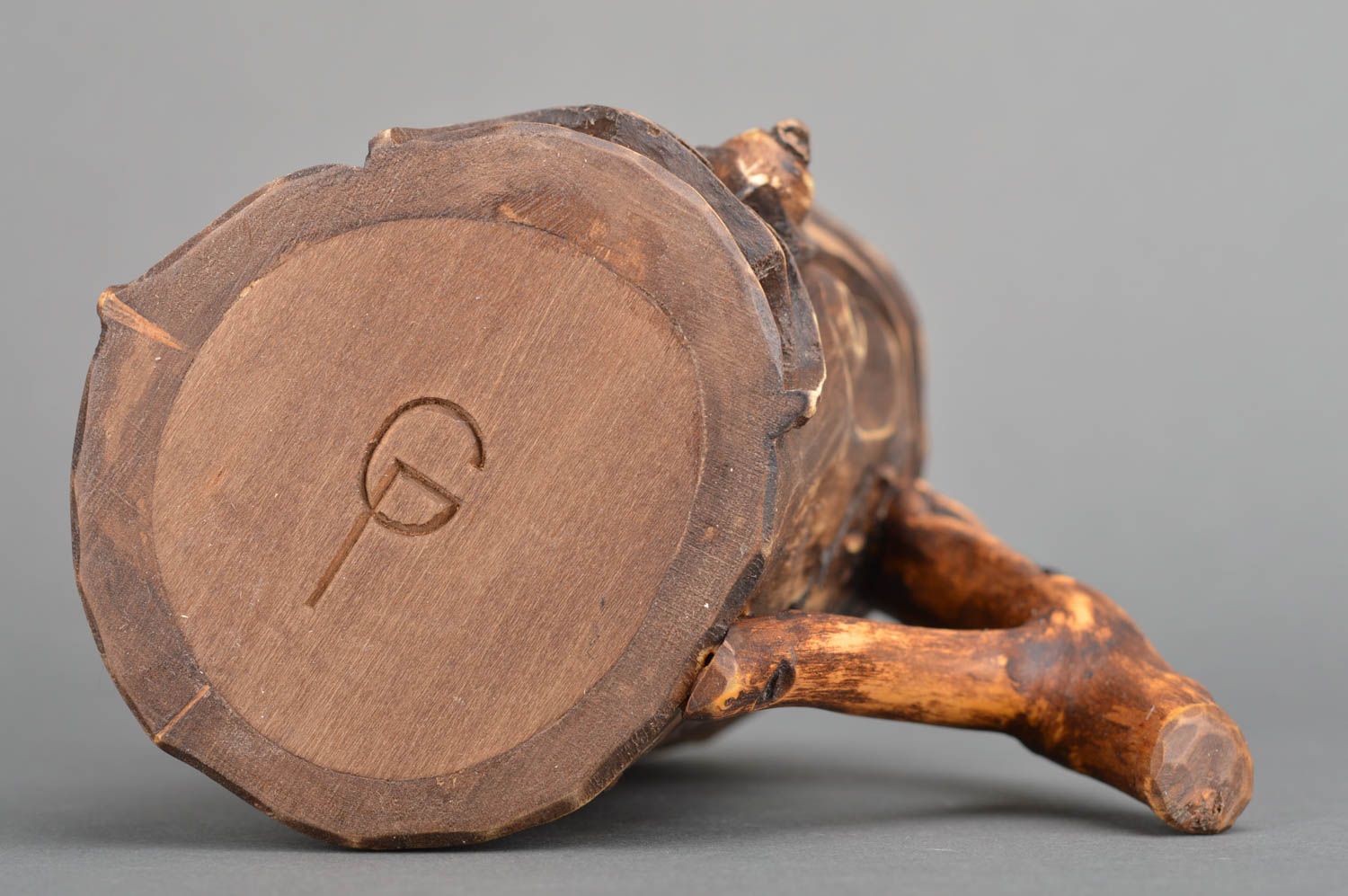 Jarra de cerveza de madera tallada a mano original decoración de cocina  foto 3