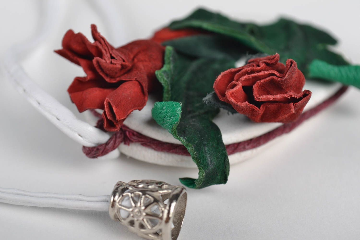 Frauen Accessoires handmade Leder Anhänger Designer Schmuck Geschenk für Frau foto 3