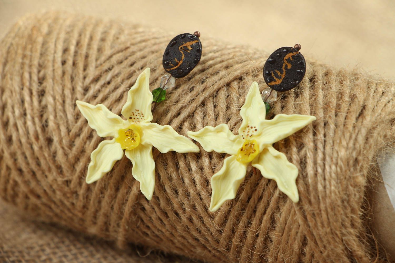 Polymer clay stud earrings Orchid photo 4