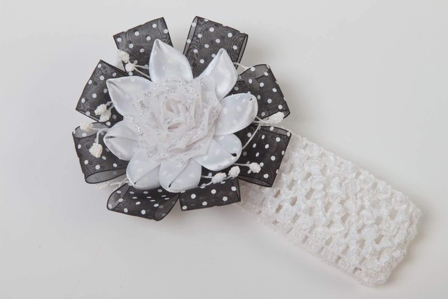 Haarband mit Blumen Handgemachter Schmuck Accessoires für Haare breites Haarband foto 2