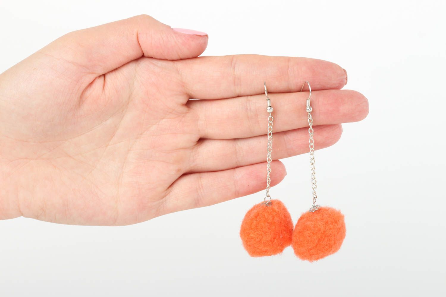 Boucles d'oreilles boules orange Bijou fait main en laine Cadeau pour femme photo 5