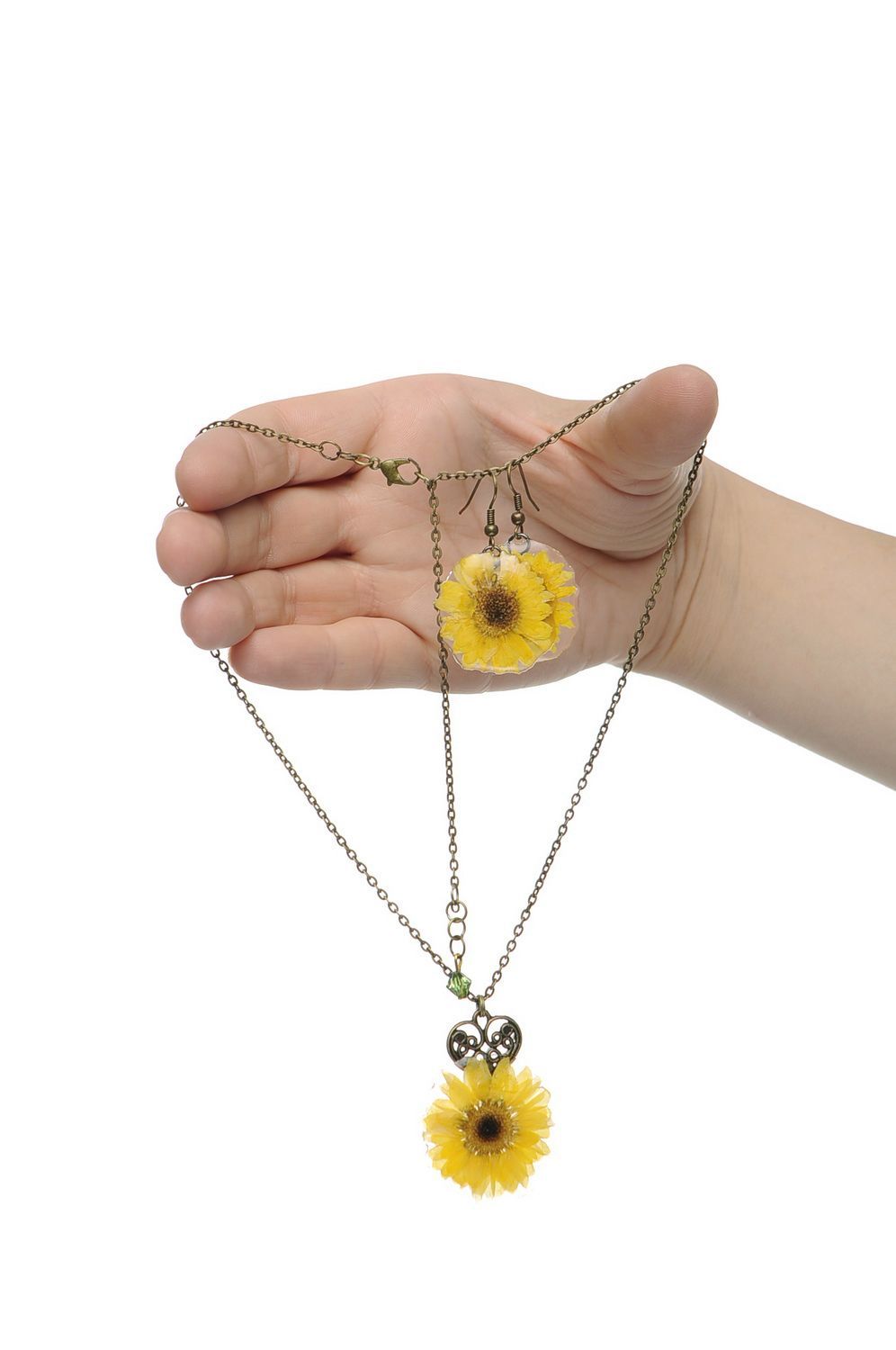 Set of adornments made of real flowers Golden Daisies photo 5