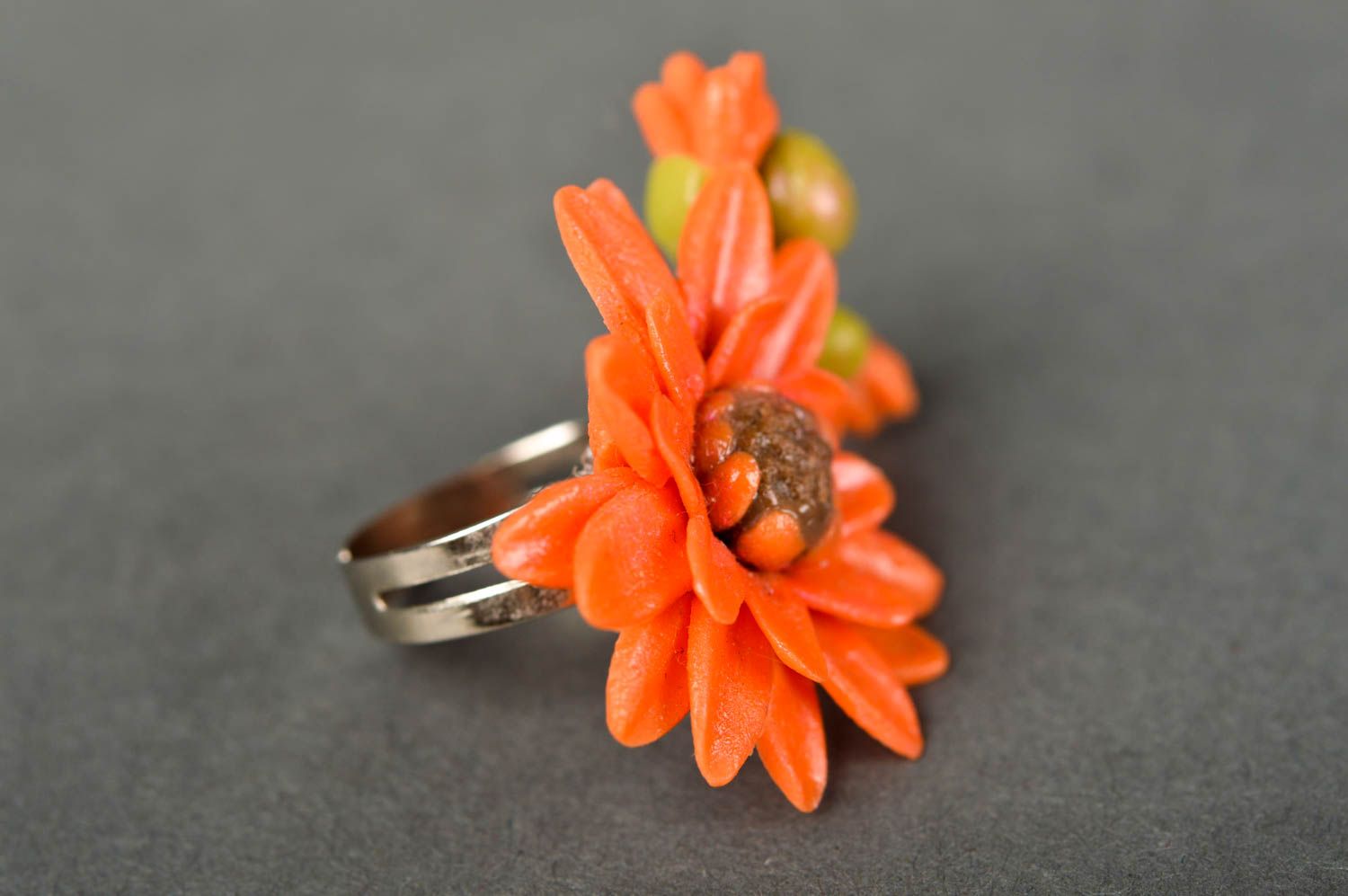 Bague fleur orange Bijou fait main en pâte polymère et métal Cadeau femme photo 5