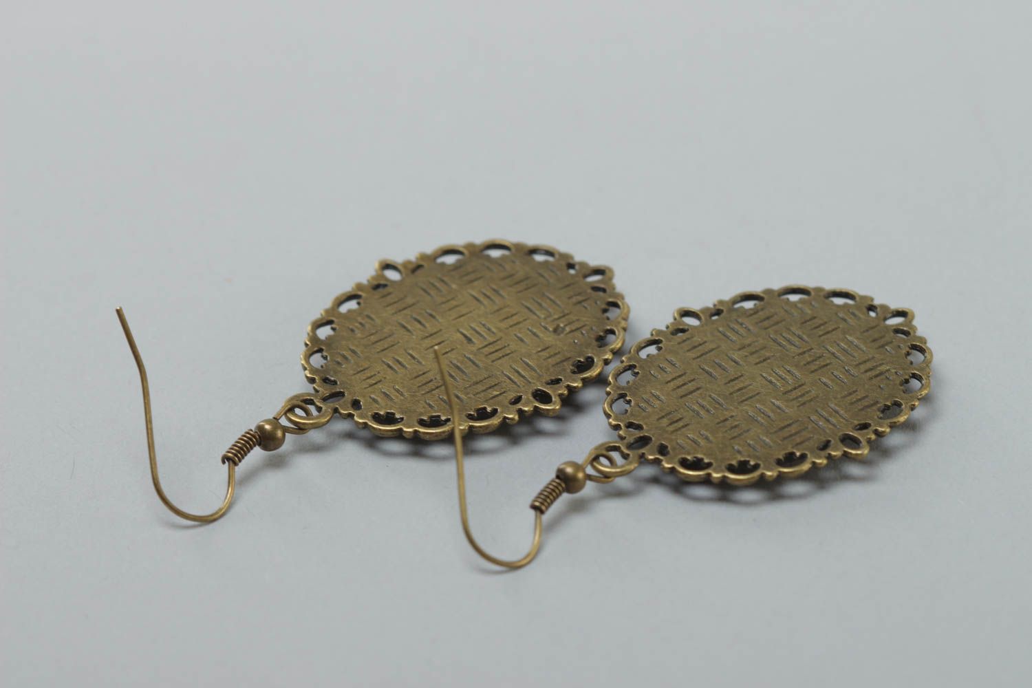 Boucles d'oreilles artisanales ovales en résine pour bijoux faites main vintage photo 4