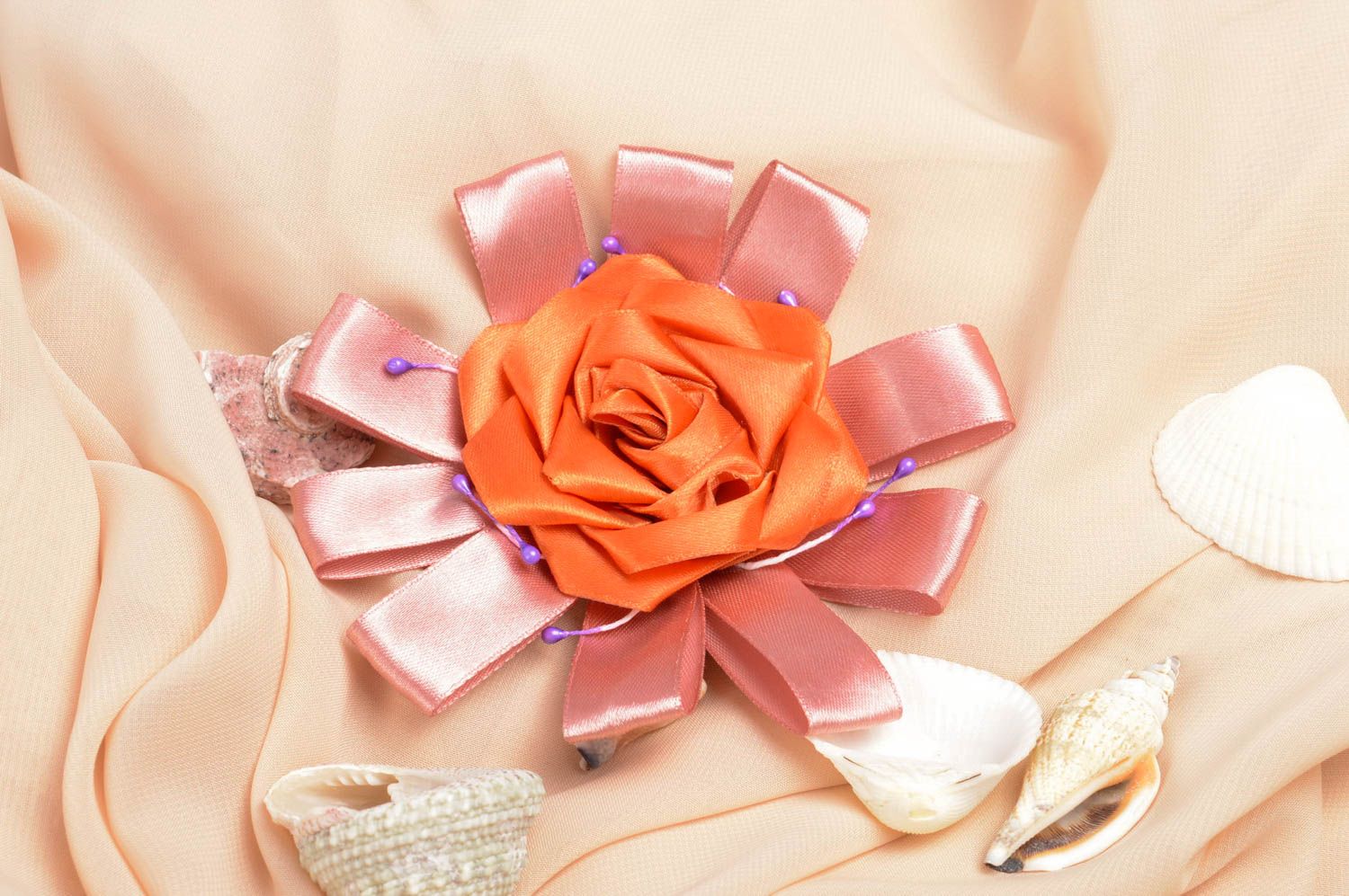 Grelle Blume Haarspange handgemachter Schmuck Accessoire für Mädchen originell foto 1