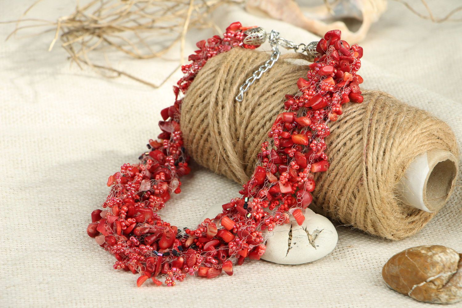 Necklace made of beads and coral photo 4