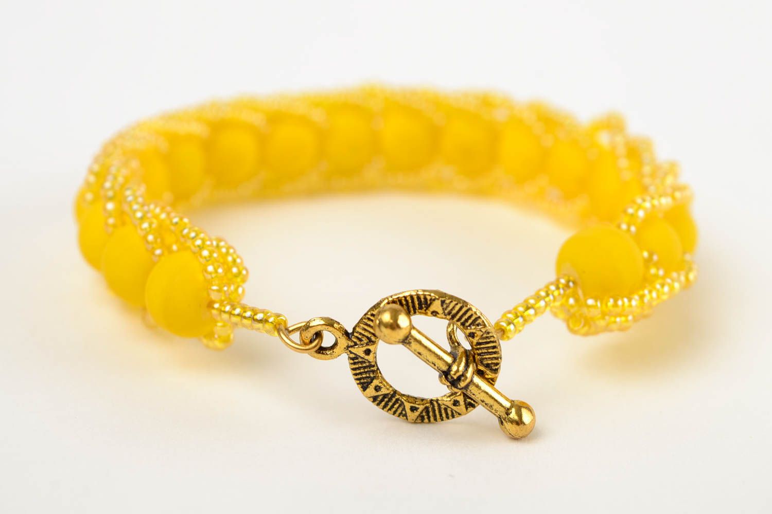 Bracelet en perles de rocaille Bijou fait main jaune Accessoire femme original photo 5