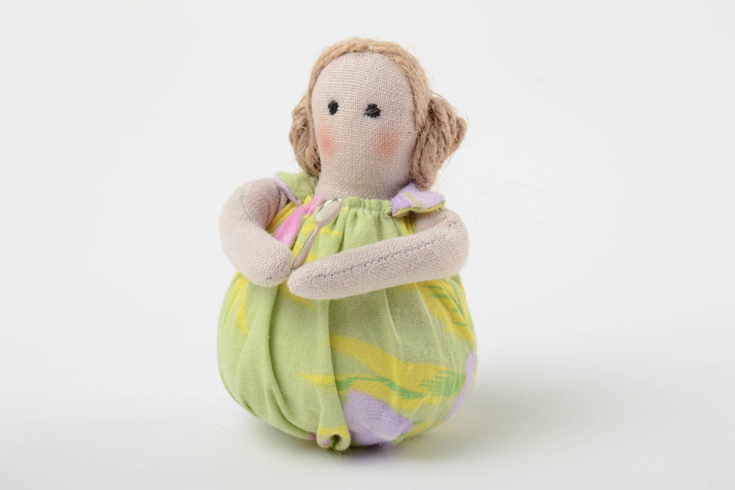 Poupée en tissu Fille faite main décorative beau cadeau original pour enfant photo 2