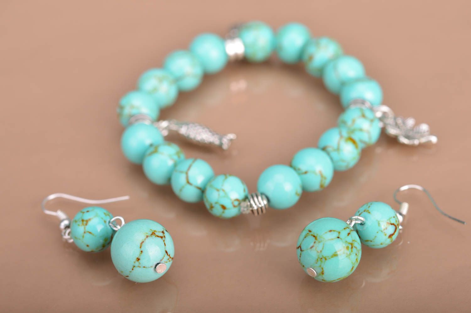 Handmade turquoise beaded jewelry set wrist bracelet with charms and earrings photo 5
