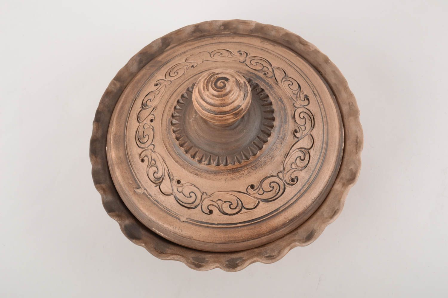 Глиняная миска с крышкой глубокая коричневая 1 литр красивая ручной работы фото 2
