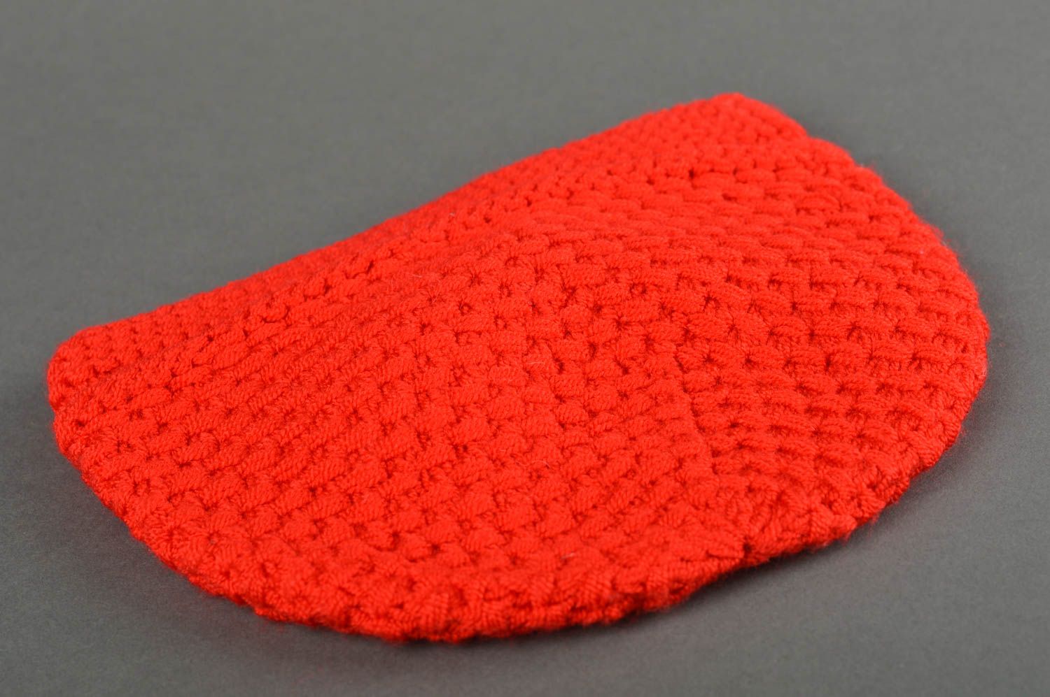 Bonnet au crochet fait main Chapeau tricot chaud rouge Vêtement enfant photo 5