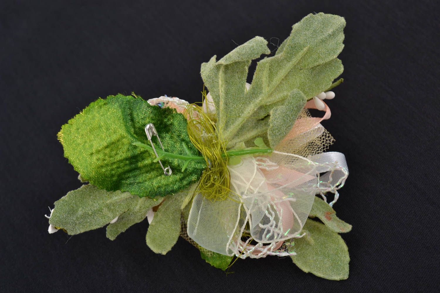 Fleur artificielle rose de design faite main pour broche ou barrette à cheveux photo 5