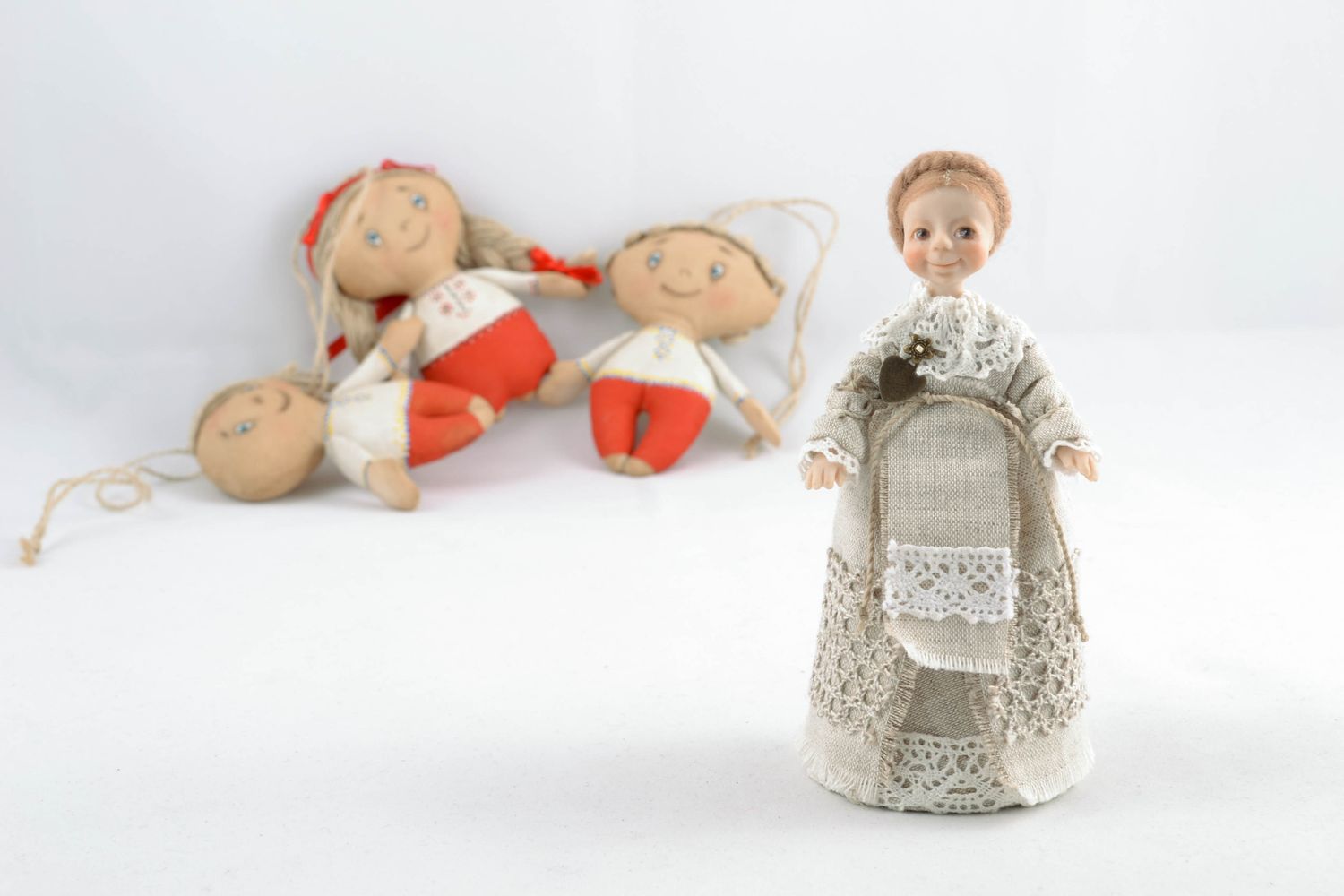 Handmade Puppe aus Leinen  foto 5