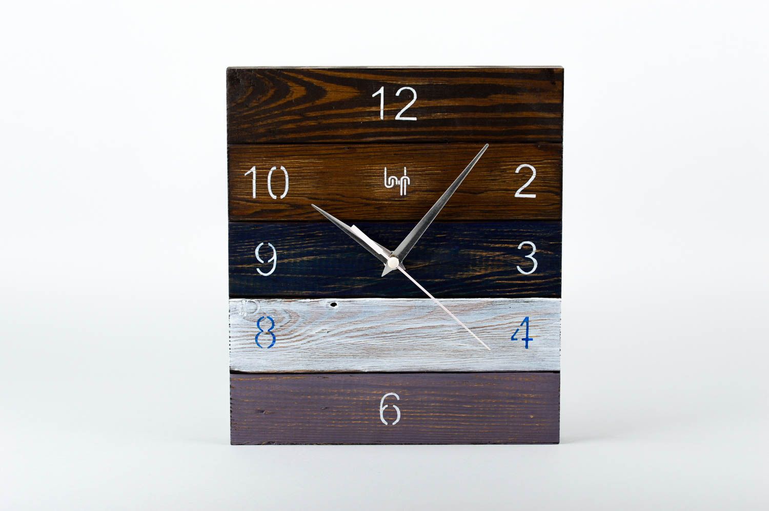 Horloge murale en bois de frêne faite main rectangulaire rayée Déco maison photo 1
