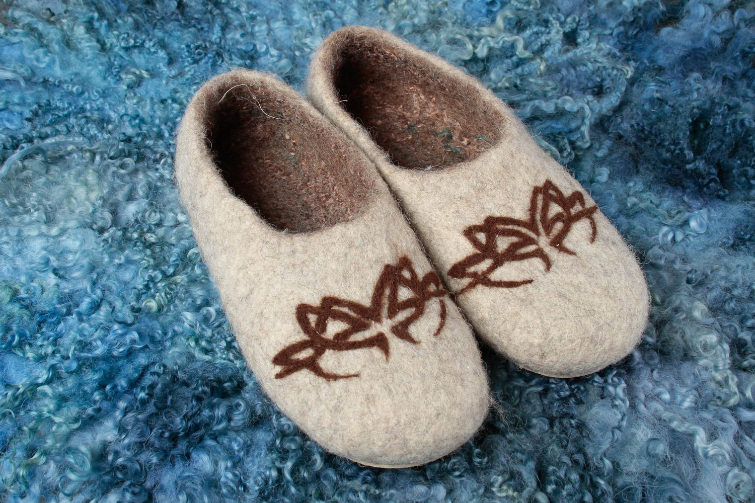 Handmade felted grey slippers home woolen slippers warm stylish present photo 1