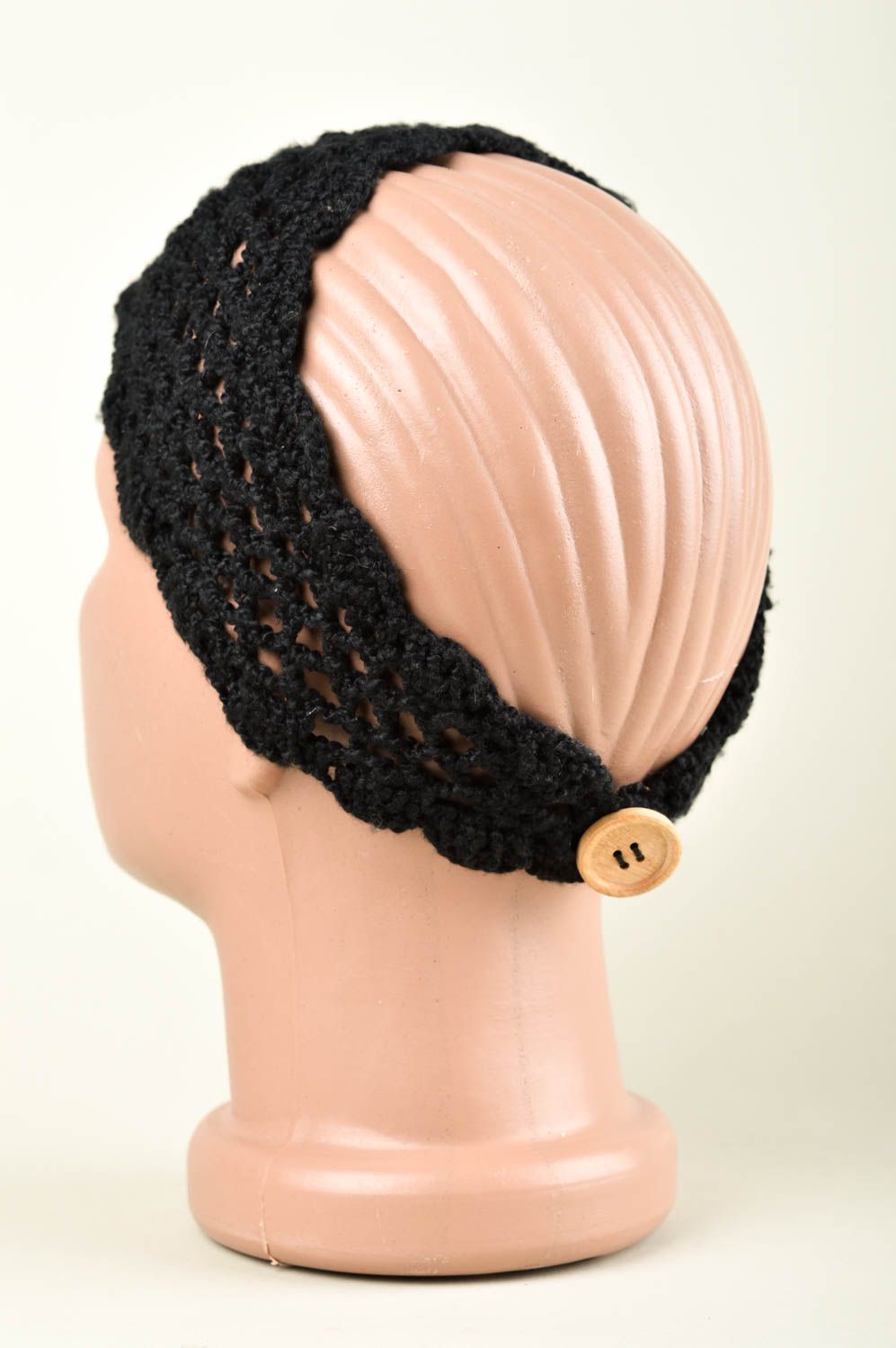 Bandeau Cache-oreilles fait main noir tricoté au crochet Accessoire femme photo 3
