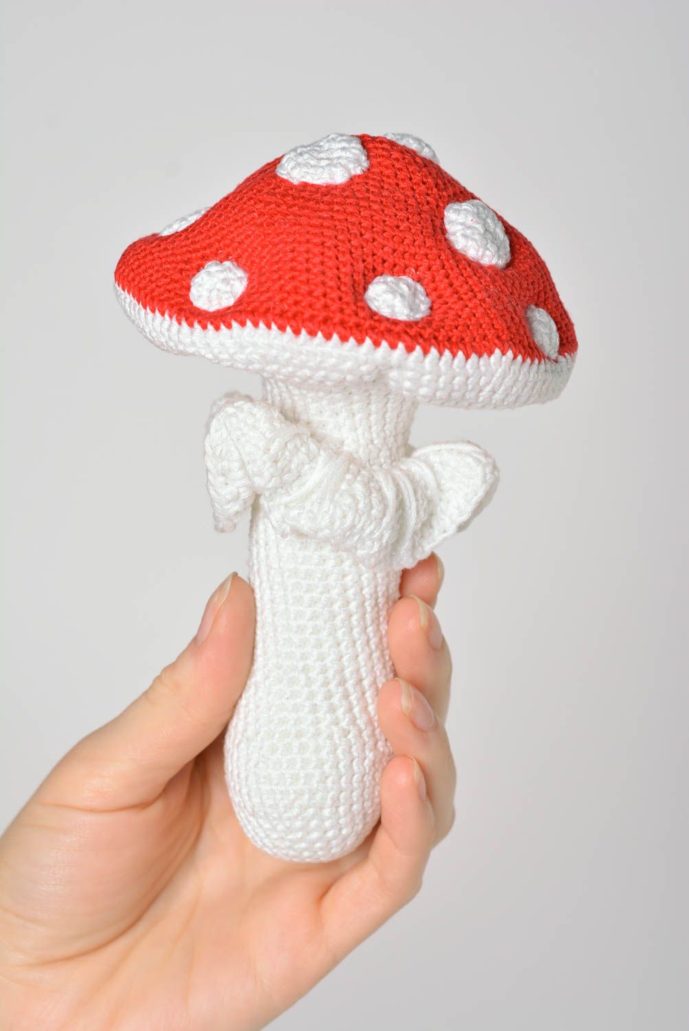 Hochet bébé fait main Jouet champignon tricot coton au crochet Jouet pour bébé photo 3