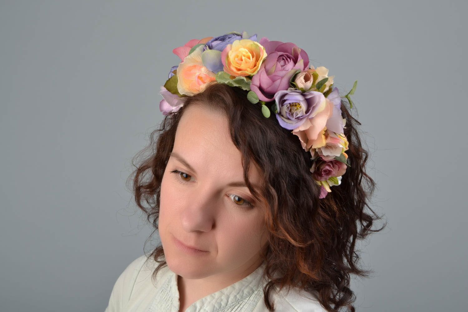 Serre-tête à cheveux en fleurs artificielles et soie sauvage fait main photo 2