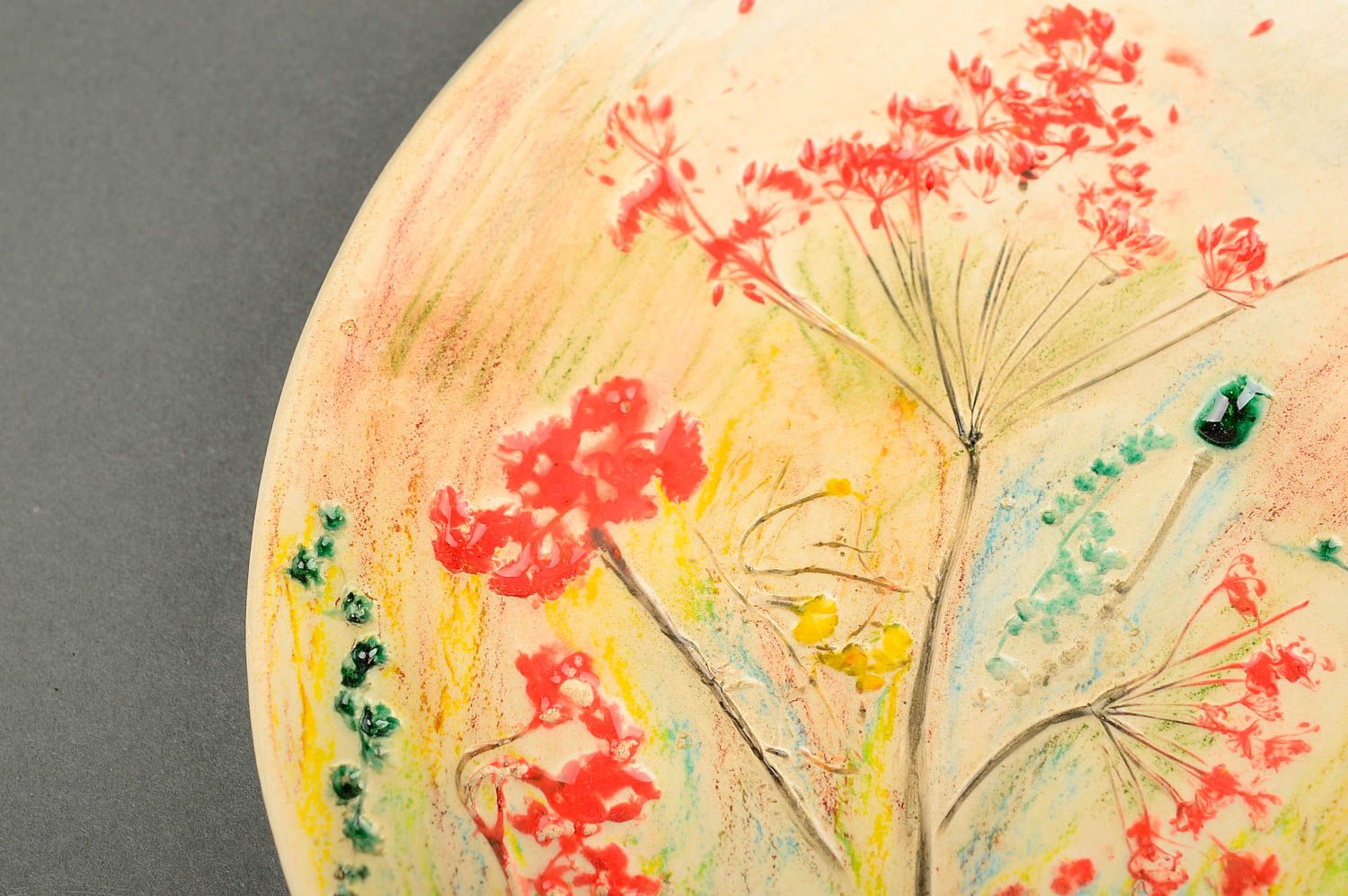 Beautiful handmade ceramic plate painted clay plate stylish tableware ideas photo 3