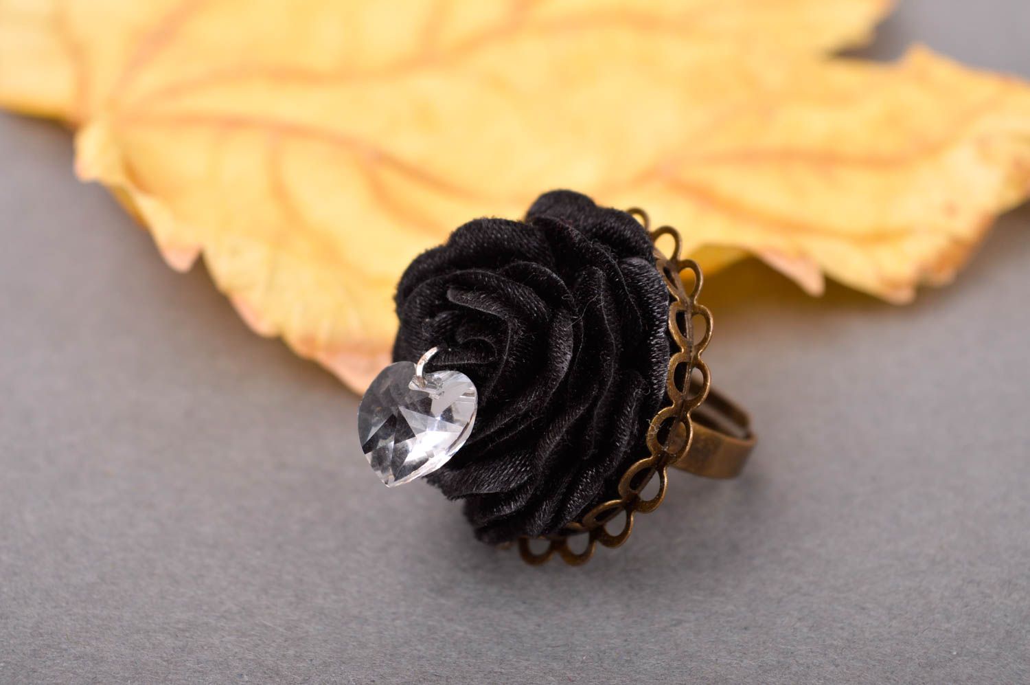 Кольцо ручной работы крупное кольцо модная бижутерия кольцо с цветком  фото 1