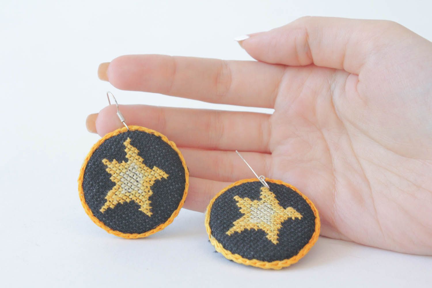 Embroidered earrings  photo 5
