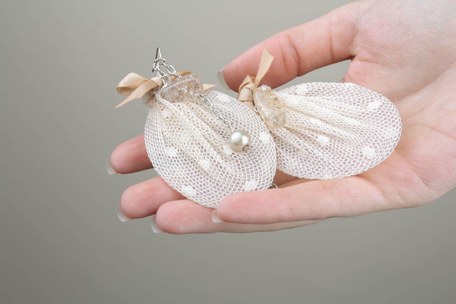 Earrings with lace and bows photo 5